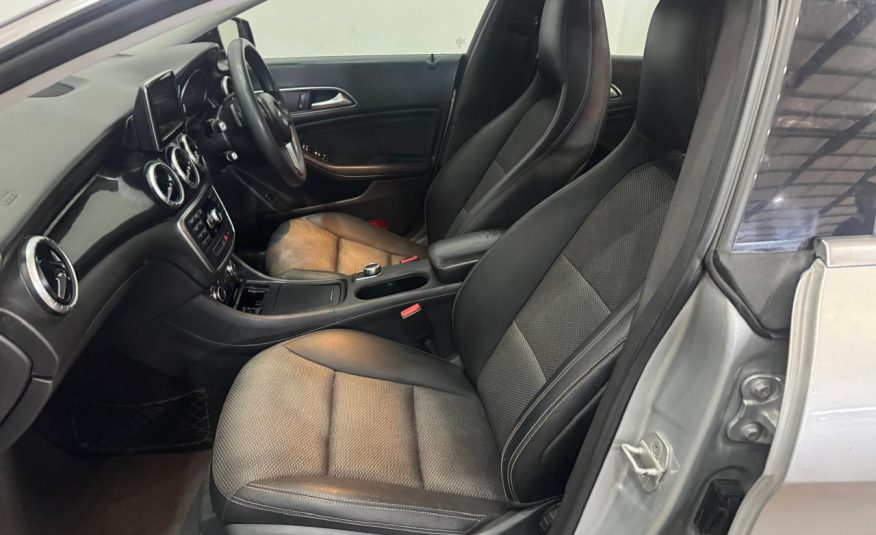 2014 MERCEDES BENZ CLA200