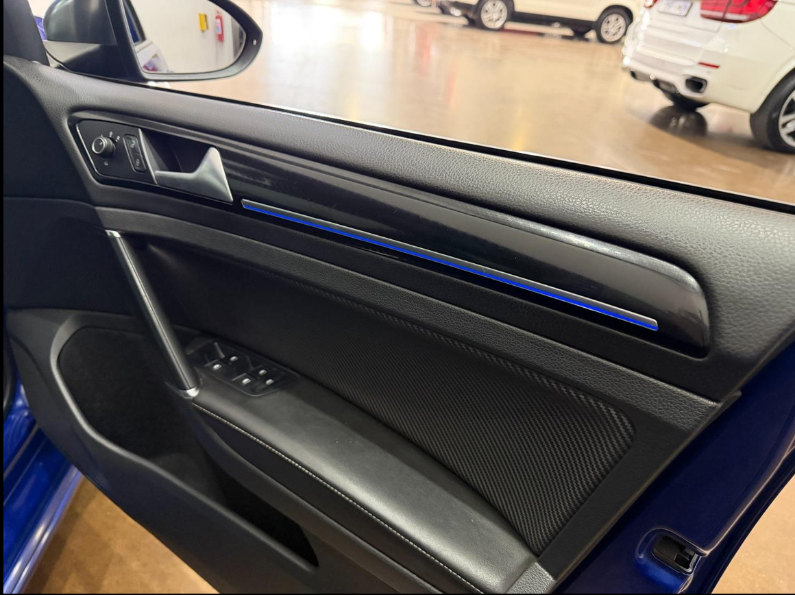 2015 VOLKSWAGEN GOLF VII 2.0 TSI R DSG (206KW)