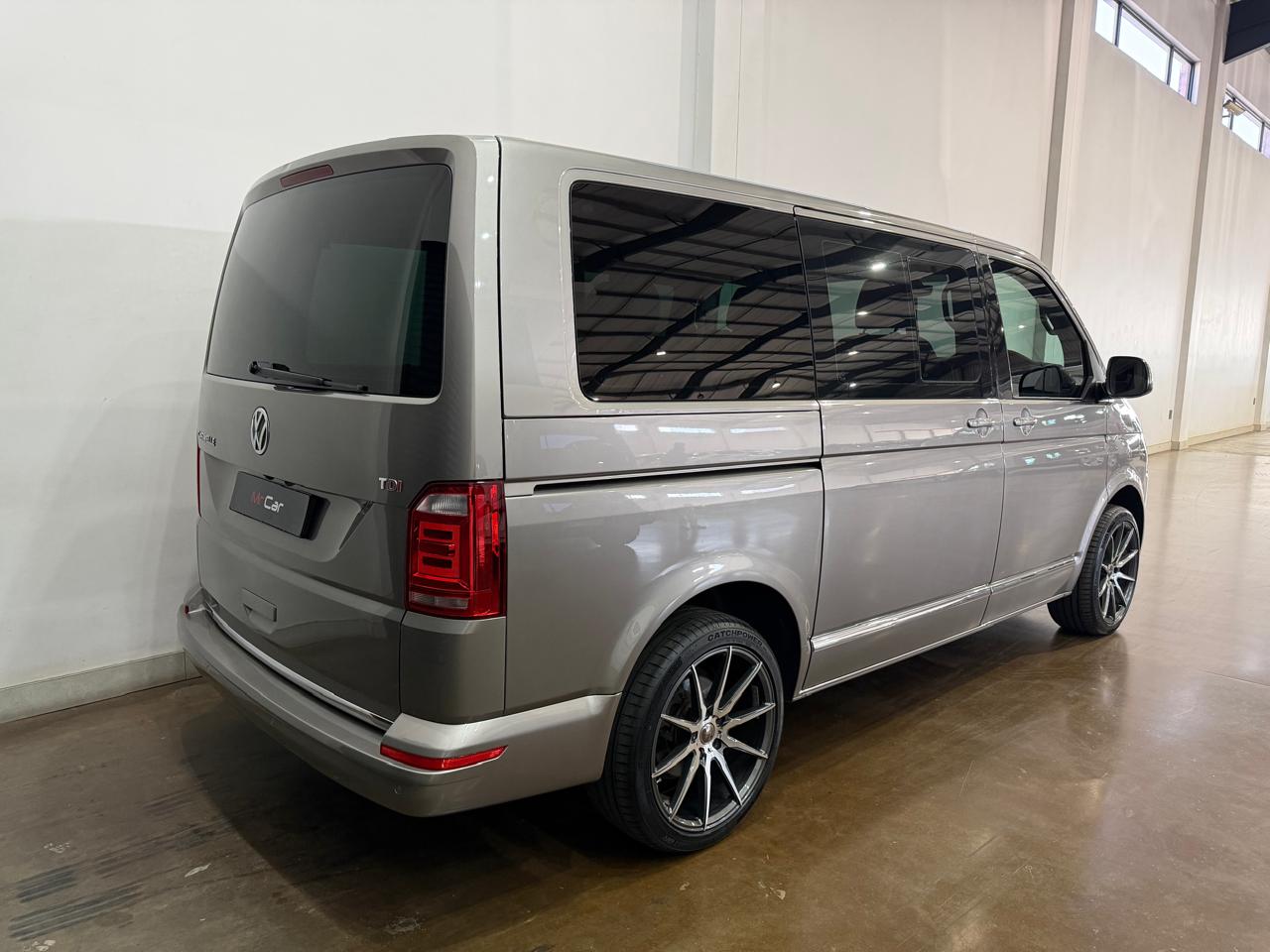 2016 VOLKSWAGEN CARAVELLE T6 2.0 BiTDi COMFORTLINE DSG
