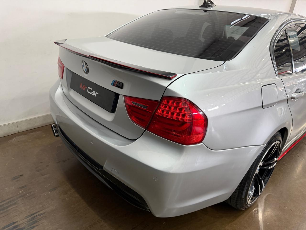 2010 BMW 3 SERIES 320i (E90)