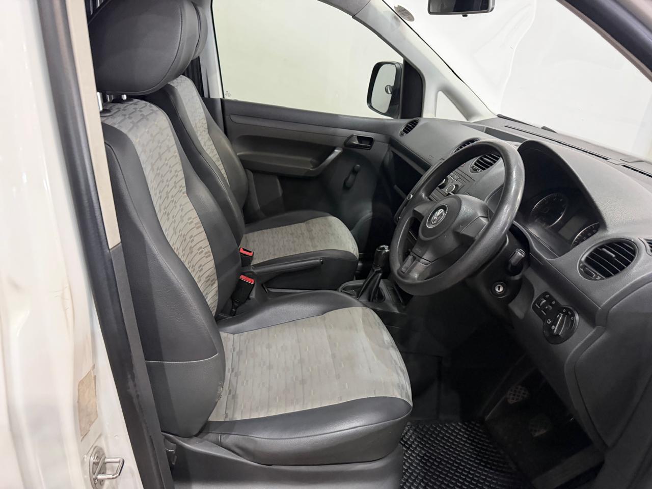 2013 VOLKSWAGEN CADDY 1.6i PANEL VAN