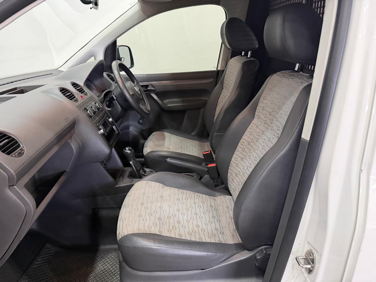 2013 VOLKSWAGEN CADDY 1.6i PANEL VAN