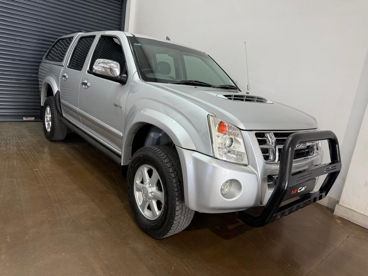 2010 ISUZU KB300 D-TEQ LX 4×4 DOUBLE CAB