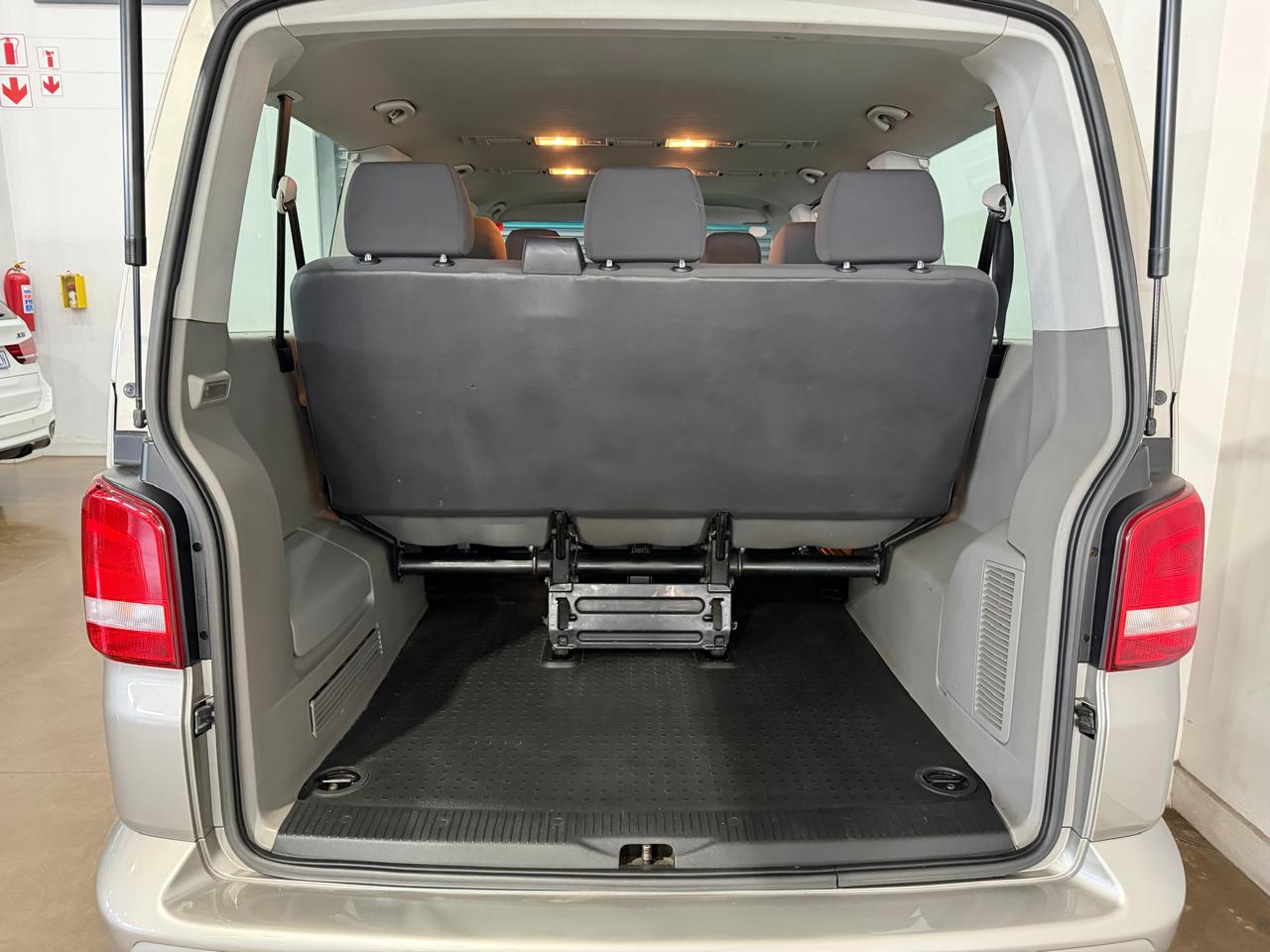 2013 VOLKSWAGEN KOMBI 2.0 TDI T5 TRENDLINE