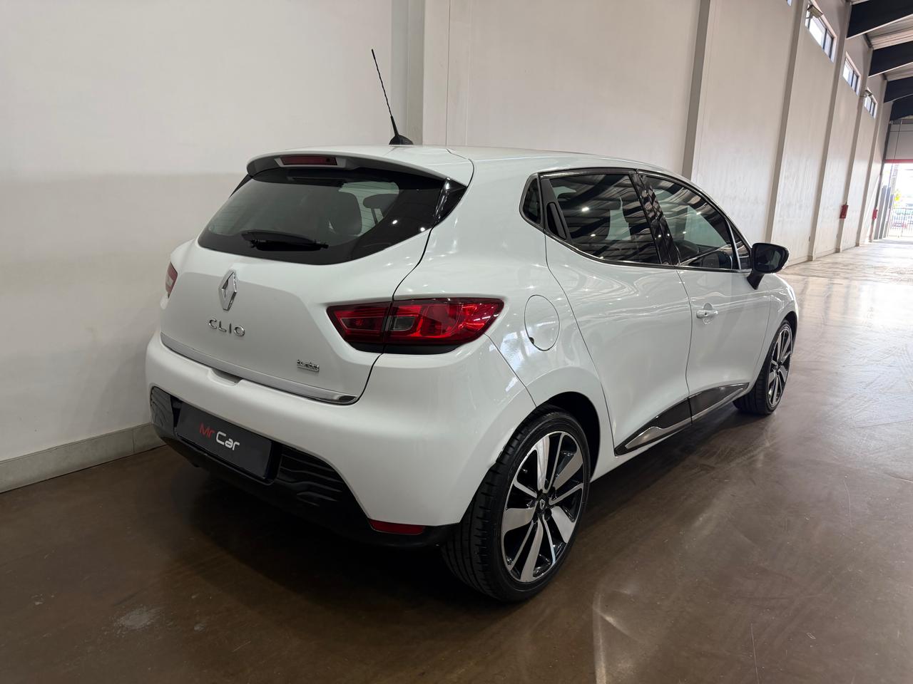 2013 RENAULT CLIO IV 900T DYNAMIQUE