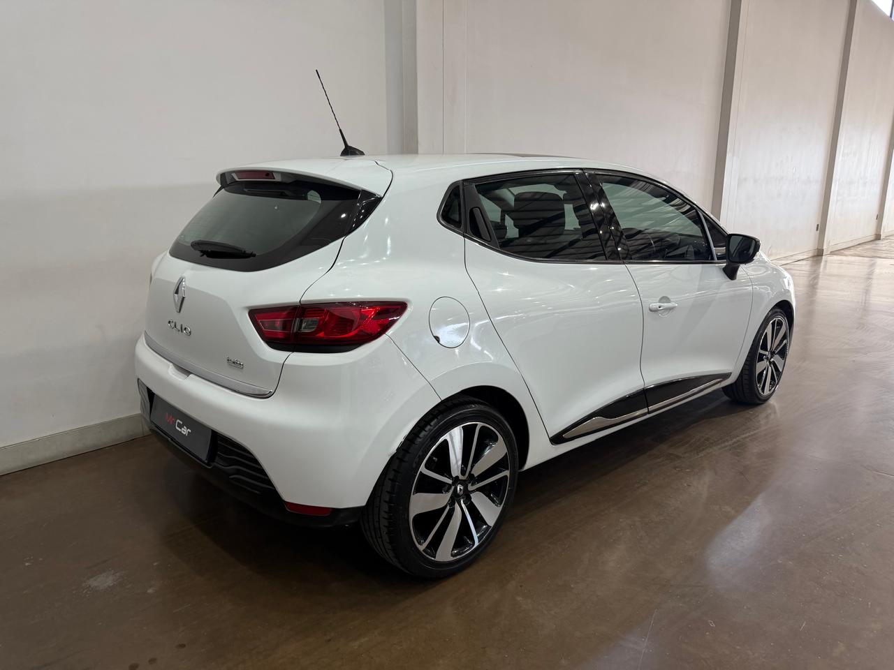 2013 RENAULT CLIO IV 900T DYNAMIQUE