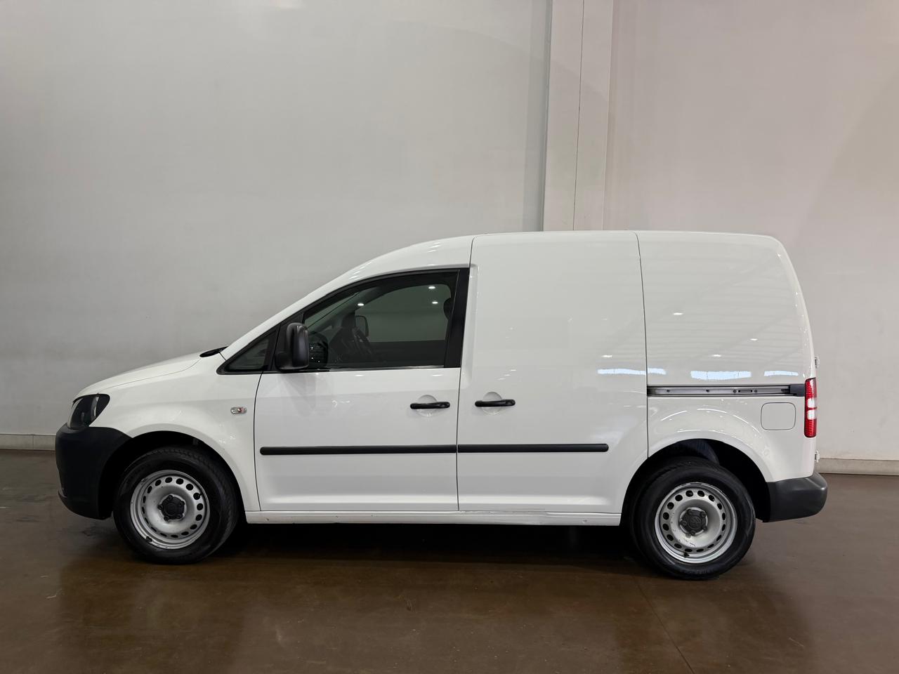 2013 VOLKSWAGEN CADDY 1.6i PANEL VAN