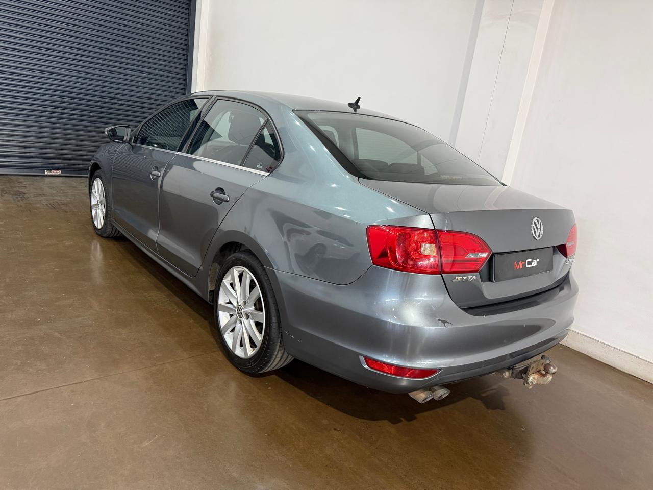 2012 VOLKSWAGEN JETTA VI 2.0TDi HIGHLINE