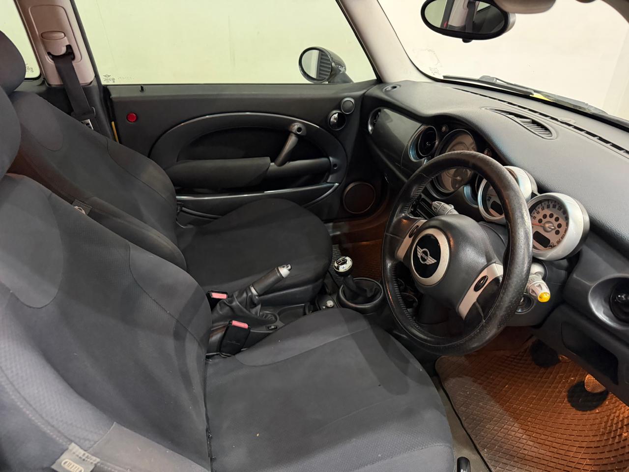 2006 MINI COOPER 1.6