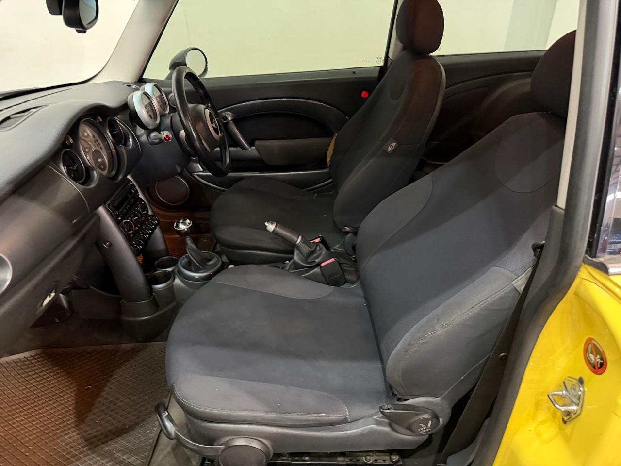2006 MINI COOPER 1.6
