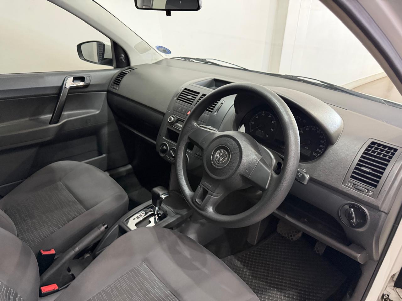 2015 VOLKSWAGEN POLO VIVO 1.4 TRENDLINE TIPTRONIC