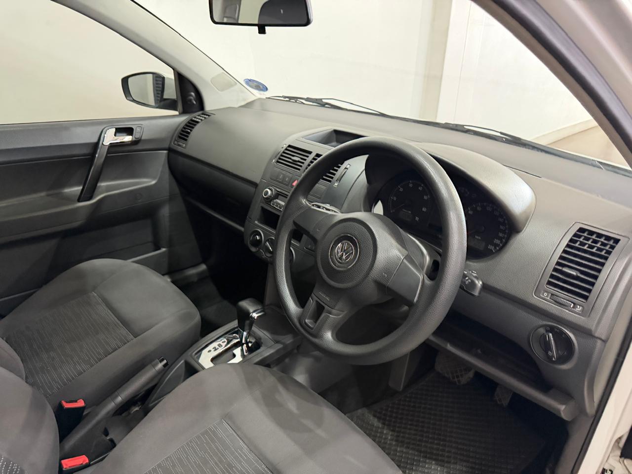 2015 VOLKSWAGEN POLO VIVO 1.4 TRENDLINE TIPTRONIC