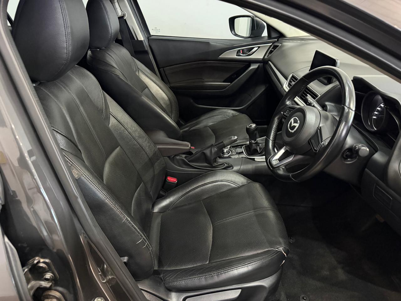 2017 MAZDA 3 1.6 DYNAMIC