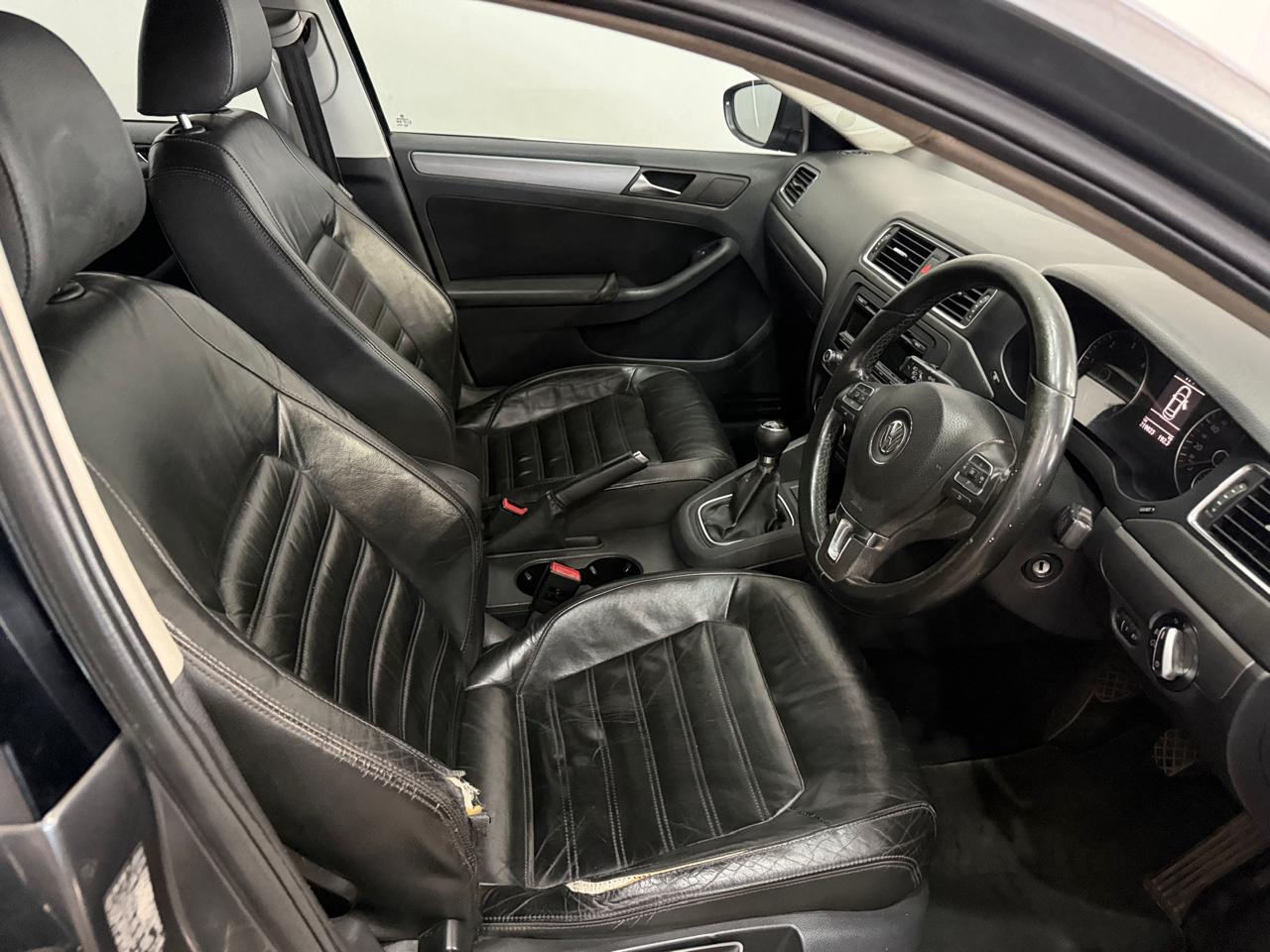 2012 VOLKSWAGEN JETTA VI 2.0TDi HIGHLINE