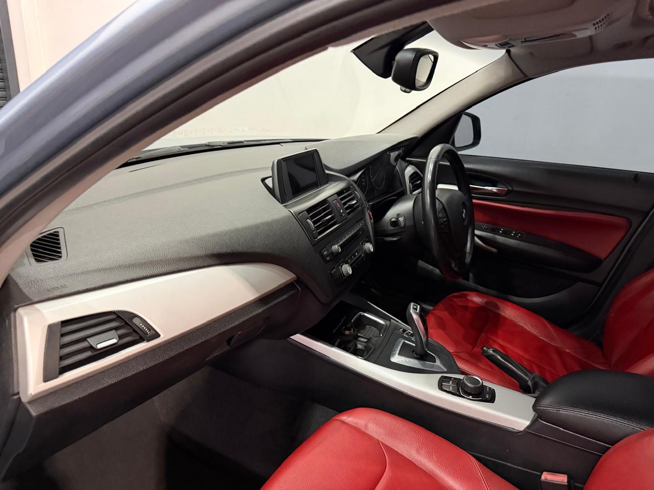 2013 BMW 1 SERIES 118i