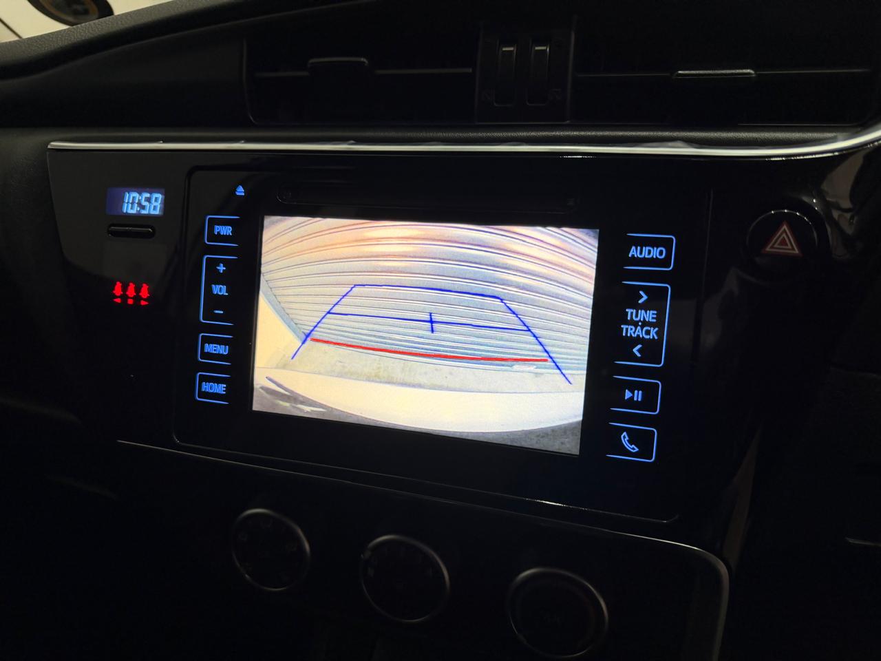 2018 TOYOTA COROLLA 1.6 PRESTIGE