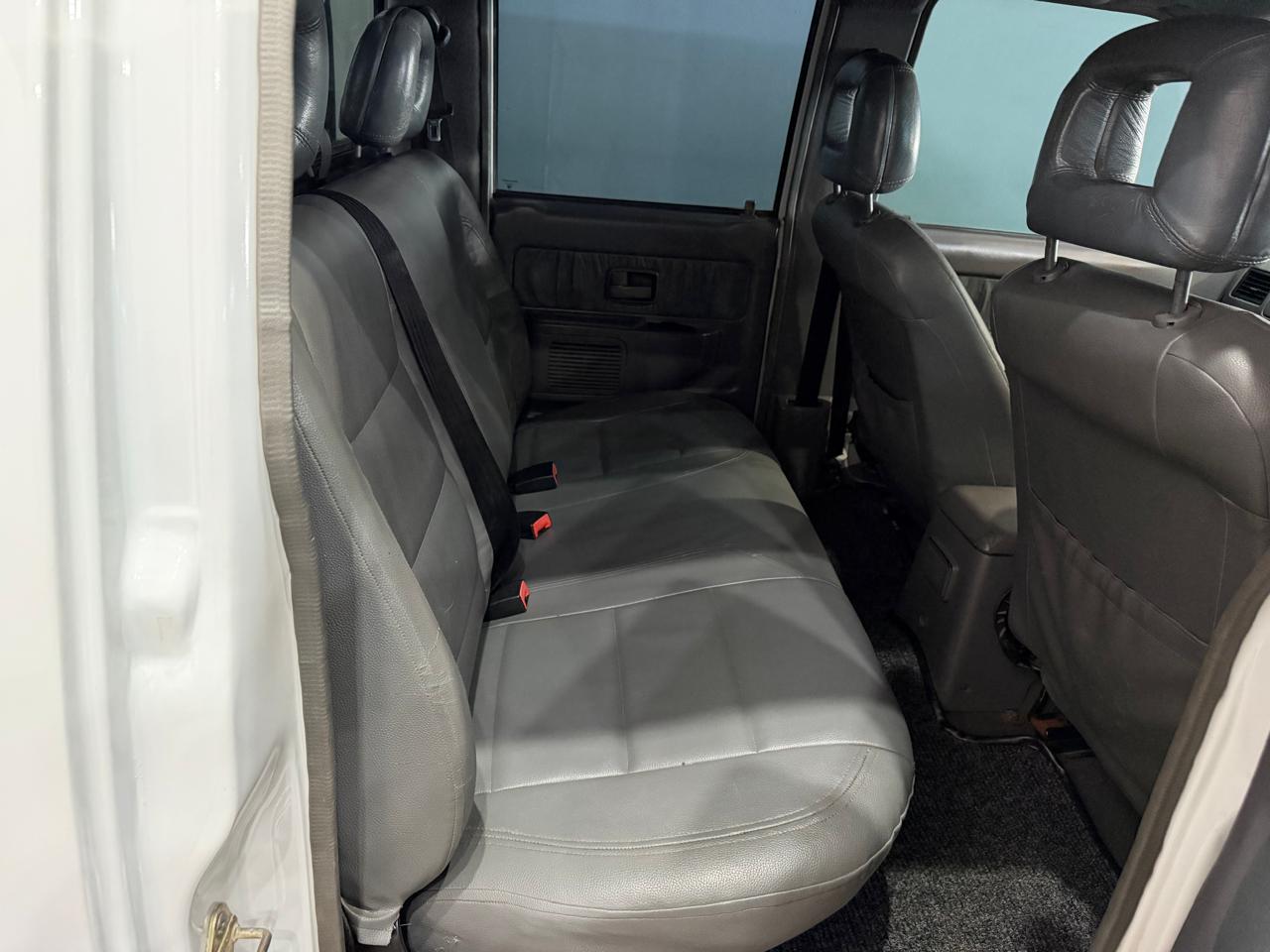 2000 ISUZU KB320 V6 LX 4×4 DOUBLE CAB