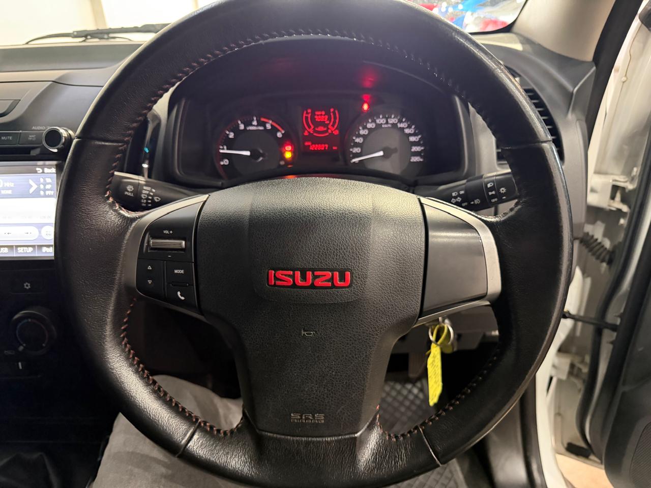 2017 ISUZU KB 250 D-TEQ X-RIDER DOUBLE CAB