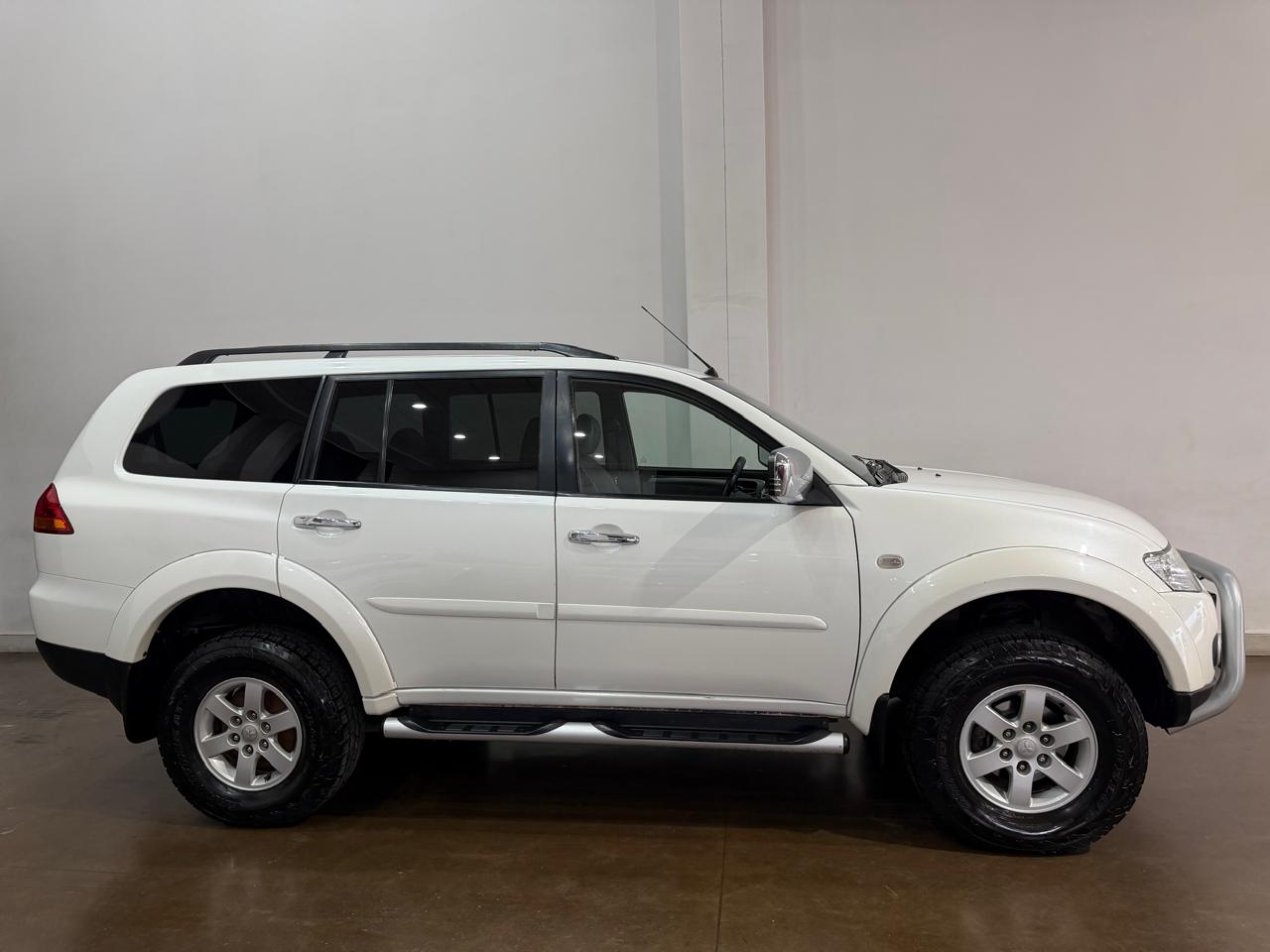 2010 MITSUBISHI PAJERO SPORT 3.2 Di-D GLS AUTO