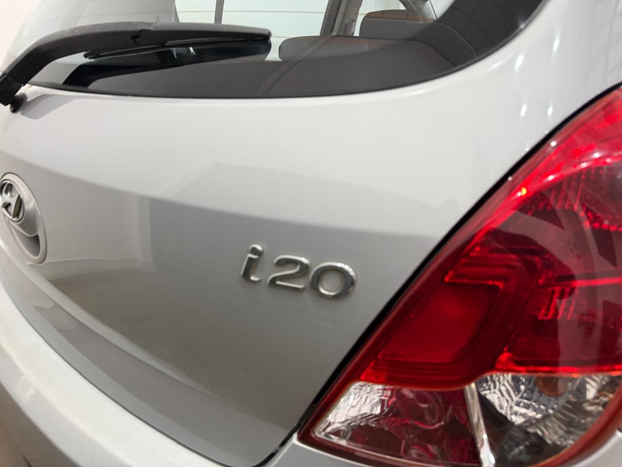 2013 HYUNDAI i20 1.4 FLUID AUTO