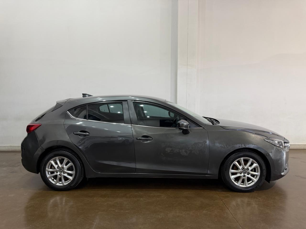 2017 MAZDA 3 1.6 DYNAMIC