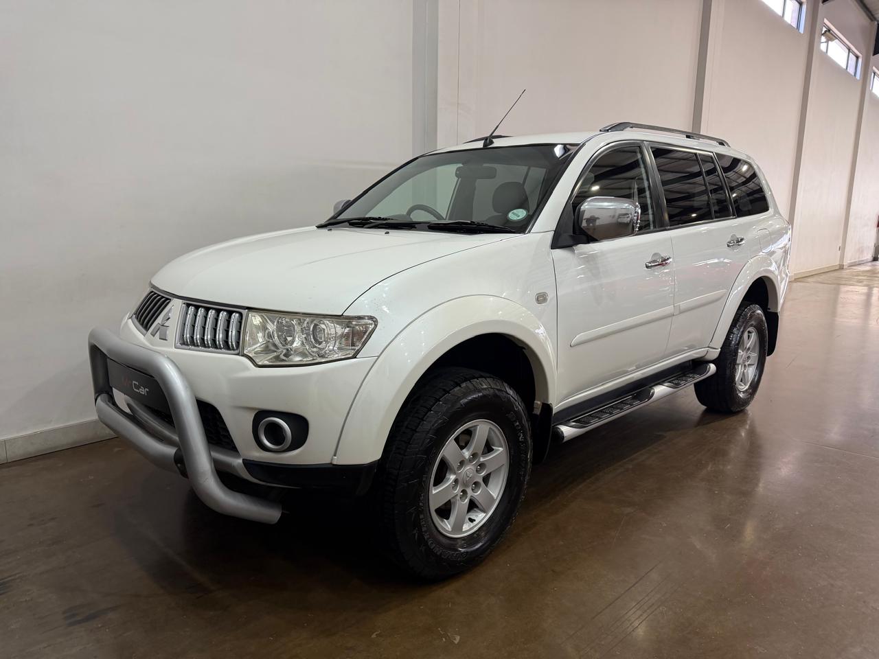 2010 MITSUBISHI PAJERO SPORT 3.2 Di-D GLS AUTO