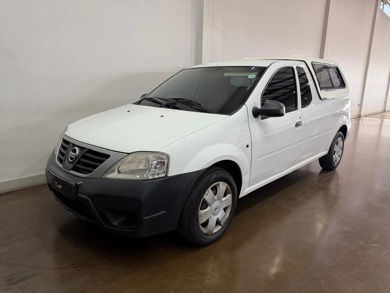 2015 NISSAN NP200 1.6i