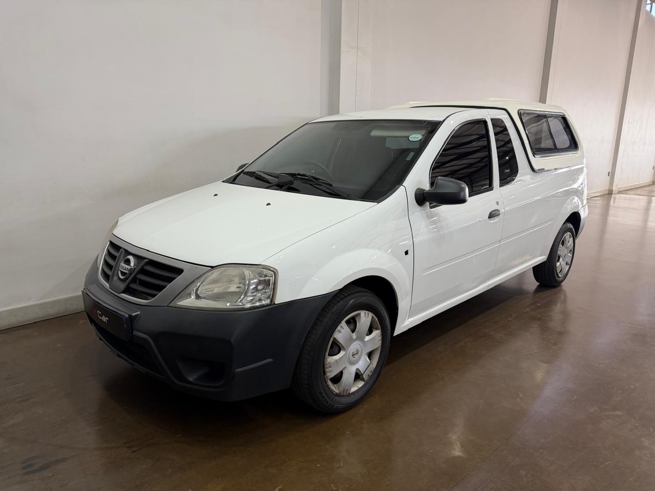 2015 NISSAN NP200 1.6i