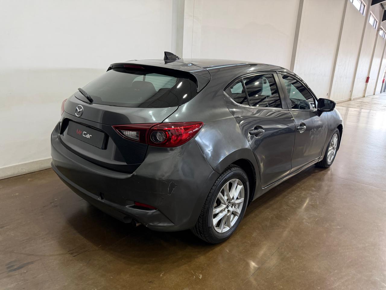 2017 MAZDA 3 1.6 DYNAMIC