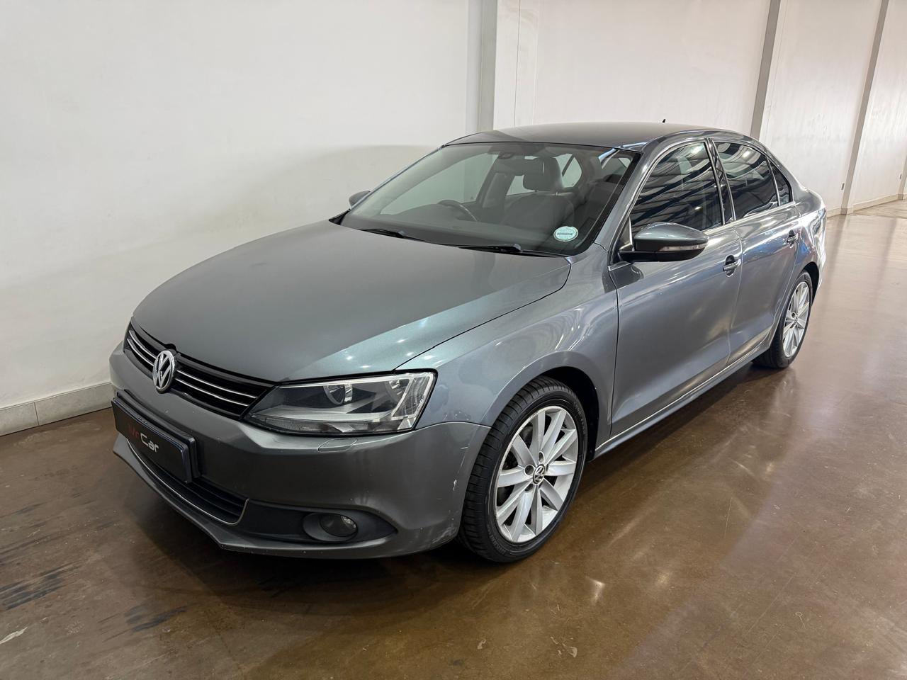 2012 VOLKSWAGEN JETTA VI 2.0TDi HIGHLINE