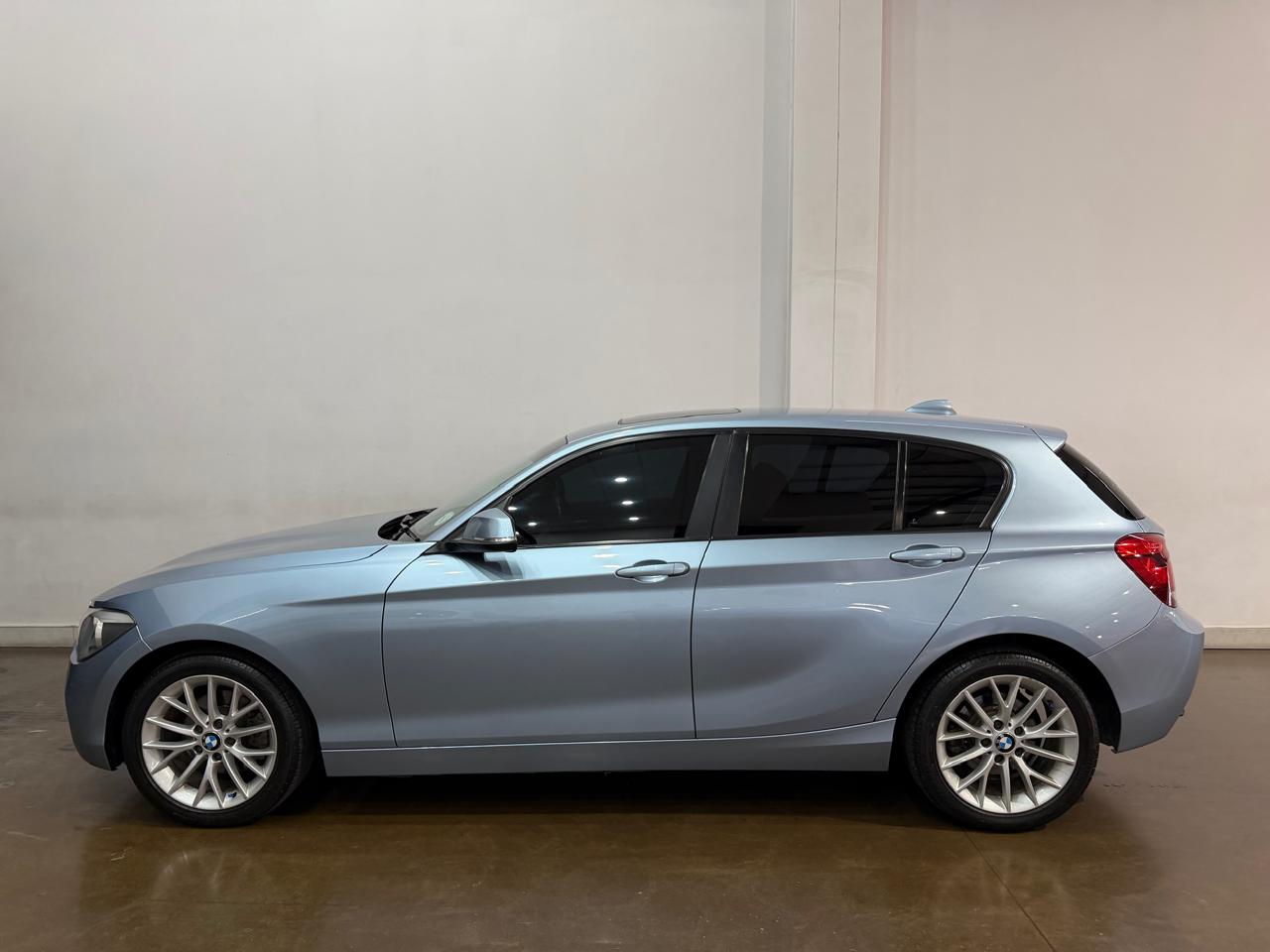 2013 BMW 1 SERIES 118i