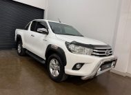 2016 TOYOTA HILUX 2.8 GD-6 RAISED BODY EXTRA CAB