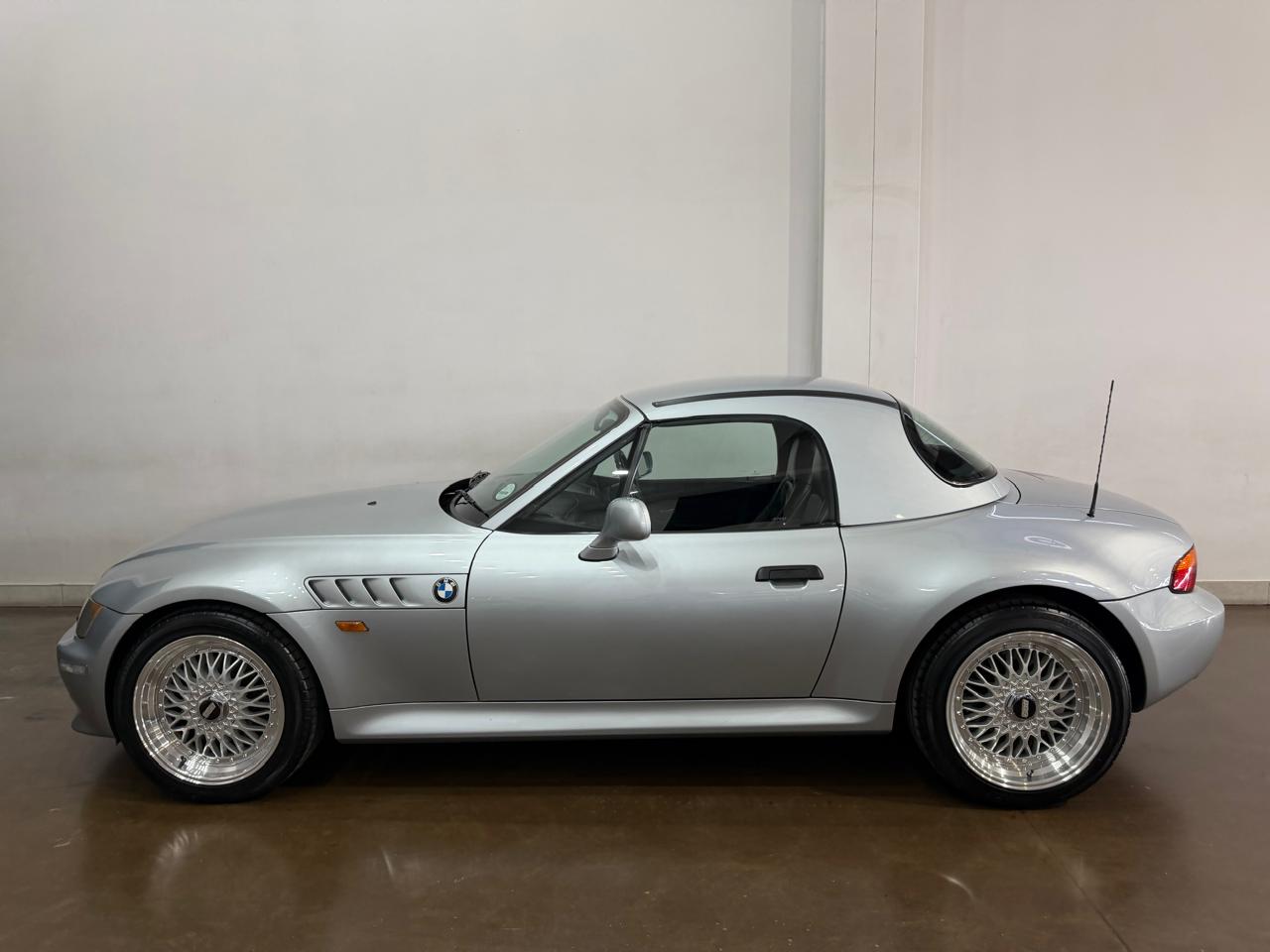1998 BMW Z3 2.8i ROADSTER