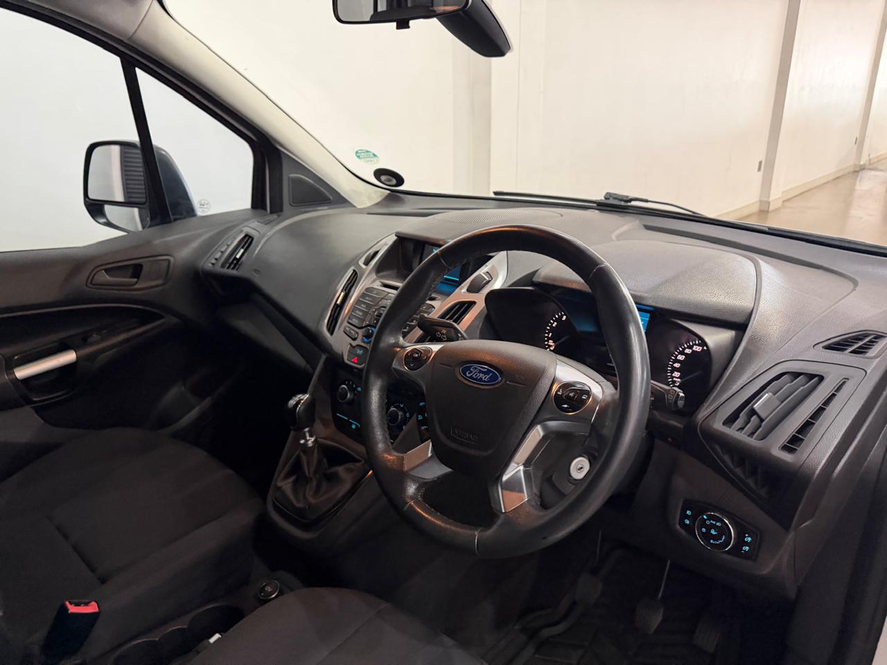2017 FORD TOURNEO CONNECT 1.0 TITANIUM SWB