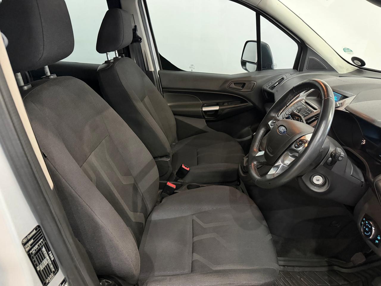 2017 FORD TOURNEO CONNECT 1.0 TITANIUM SWB