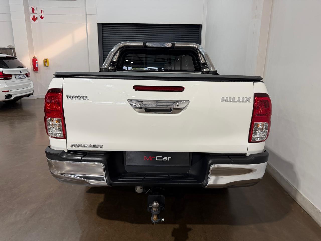 2016 TOYOTA HILUX 2.8 GD-6 RAISED BODY EXTRA CAB