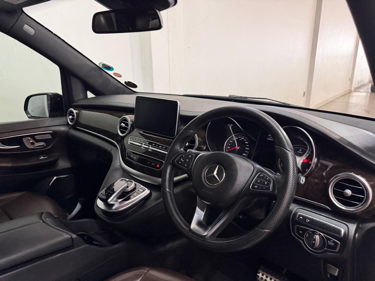 2018 MERCEDES-BENZ  V CLASS V250 BLUETEC AVANTGARDE AUTO