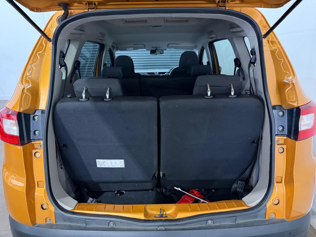 2022 RENAULT TRIBER 1.0 ZEN