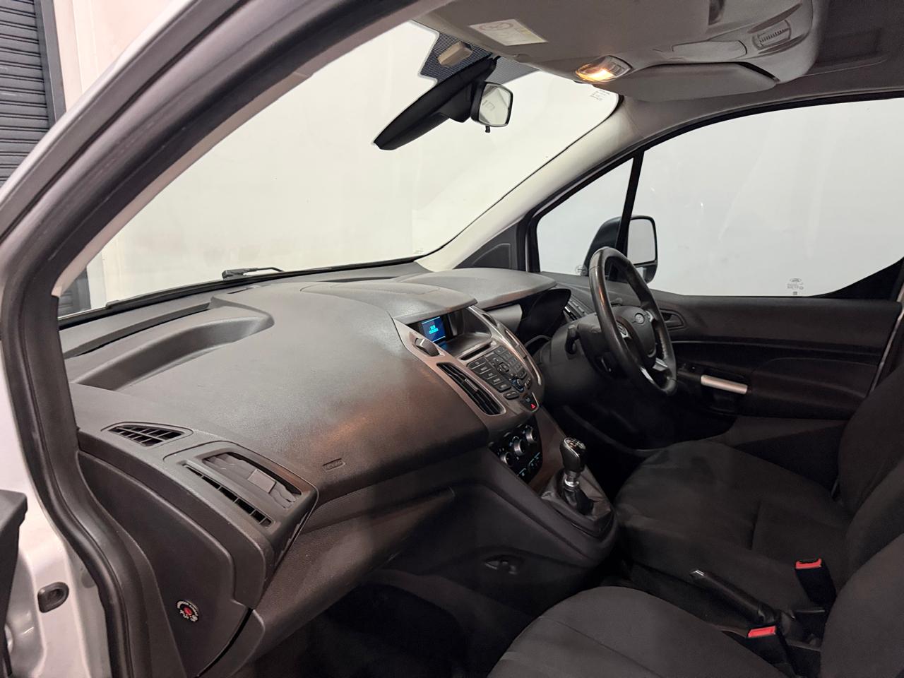 2017 FORD TOURNEO CONNECT 1.0 TITANIUM SWB