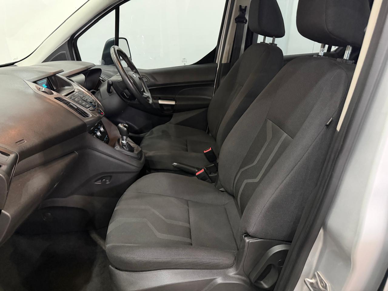 2017 FORD TOURNEO CONNECT 1.0 TITANIUM SWB