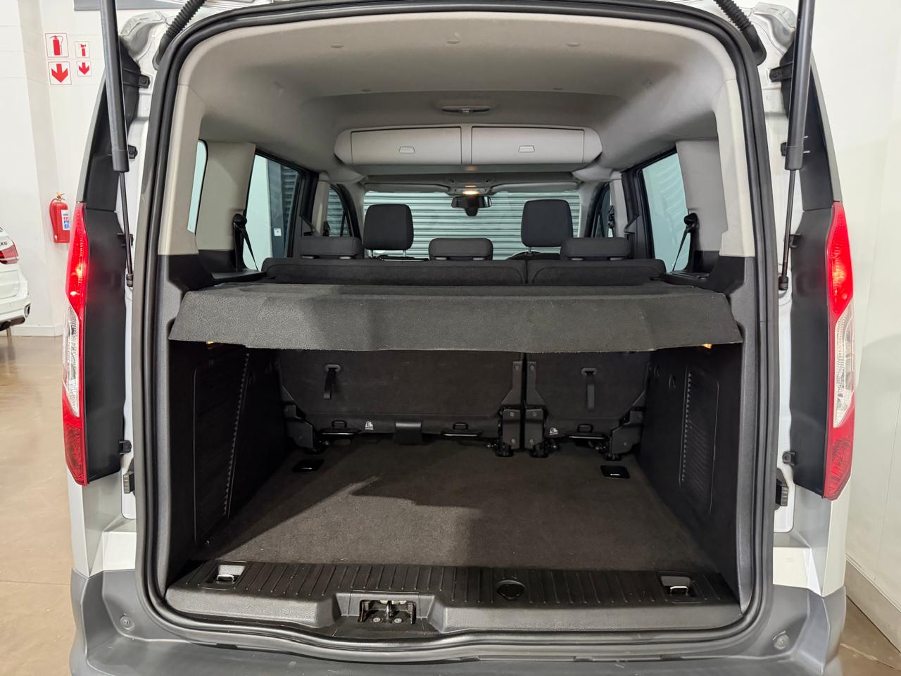 2017 FORD TOURNEO CONNECT 1.0 TITANIUM SWB