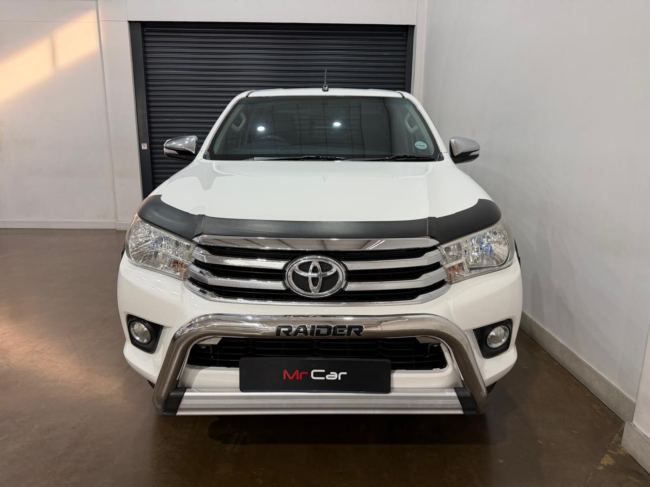 2016 TOYOTA HILUX 2.8 GD-6 RAISED BODY EXTRA CAB