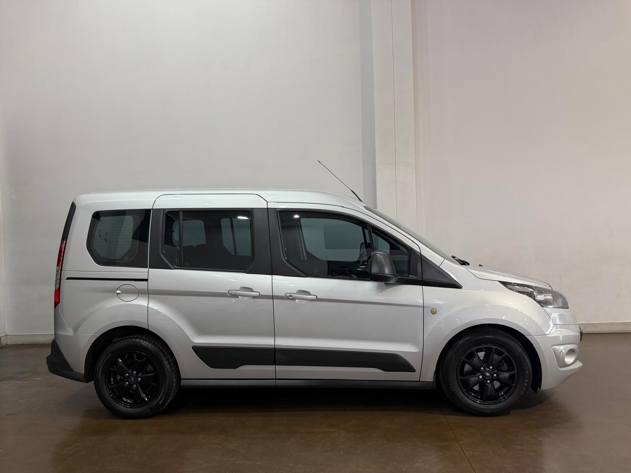 2017 FORD TOURNEO CONNECT 1.0 TITANIUM SWB