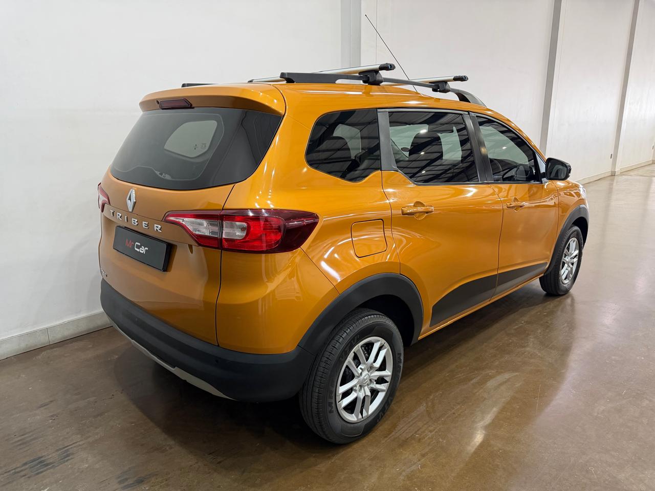 2022 RENAULT TRIBER 1.0 ZEN