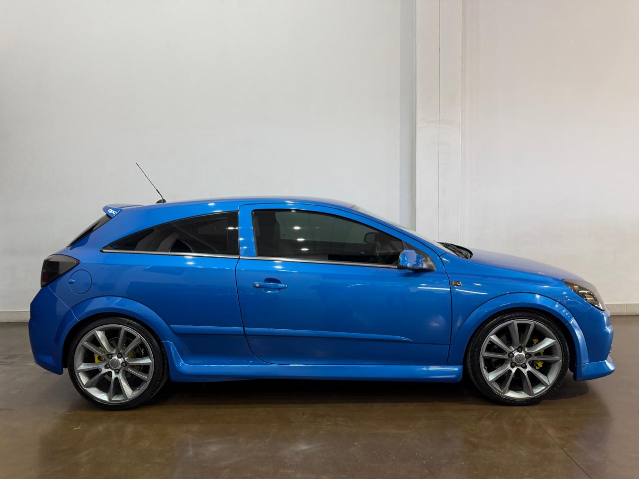 2008 Opel Astra OPC