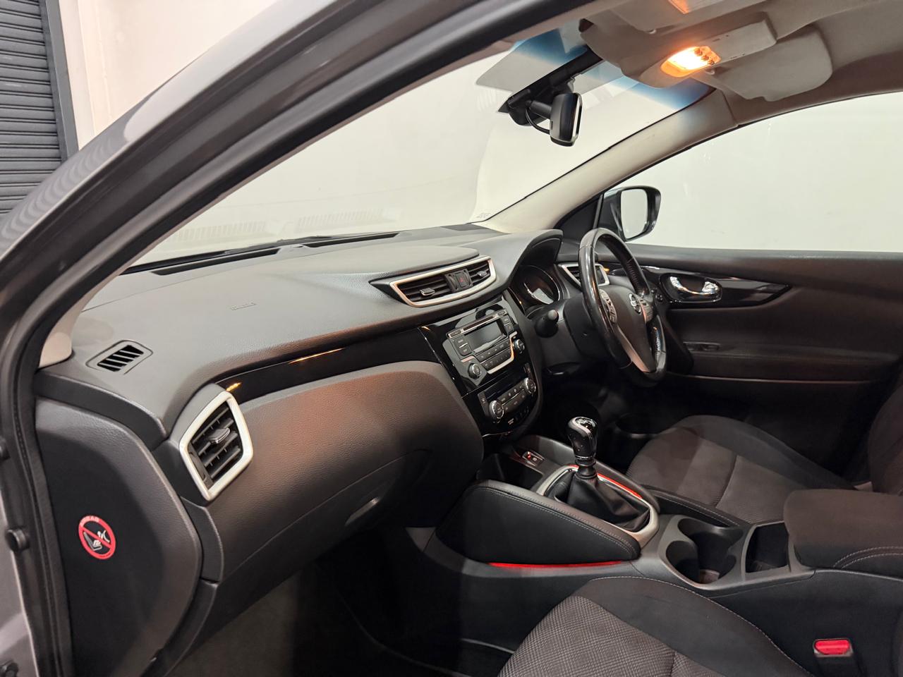 2015 Nissan Qashqai 1.2T Acenta Design