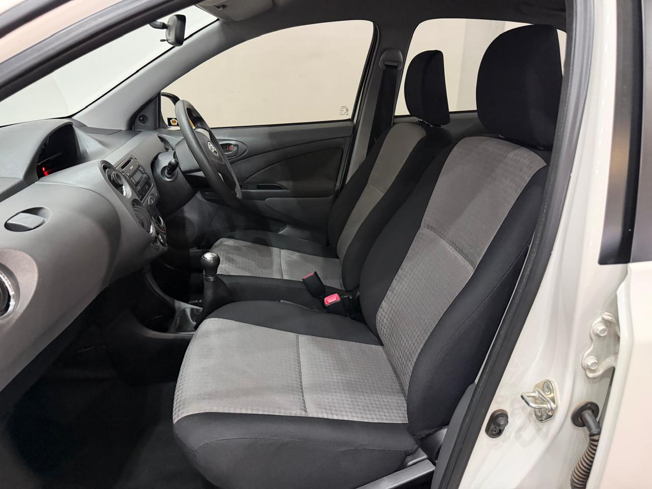 2015 TOYOTA ETIOS 1.5 Xi