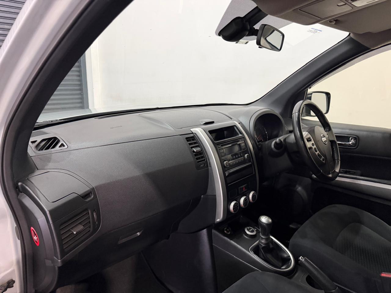 2014 NISSAN X-TRAIL 2.5 4×4 SE