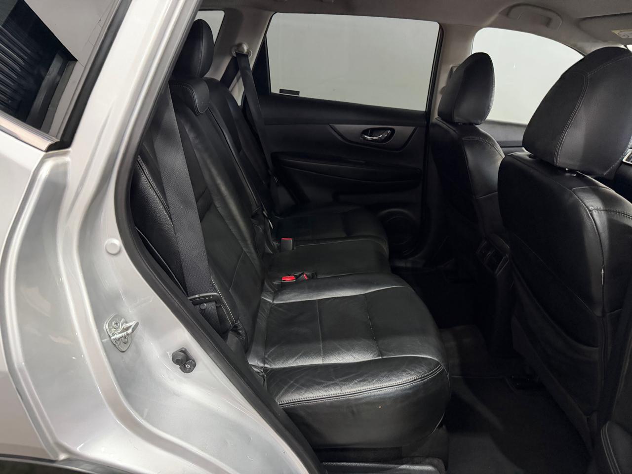 2015 NISSAN X-TRAIL 2.5 SE 4×4 CVT