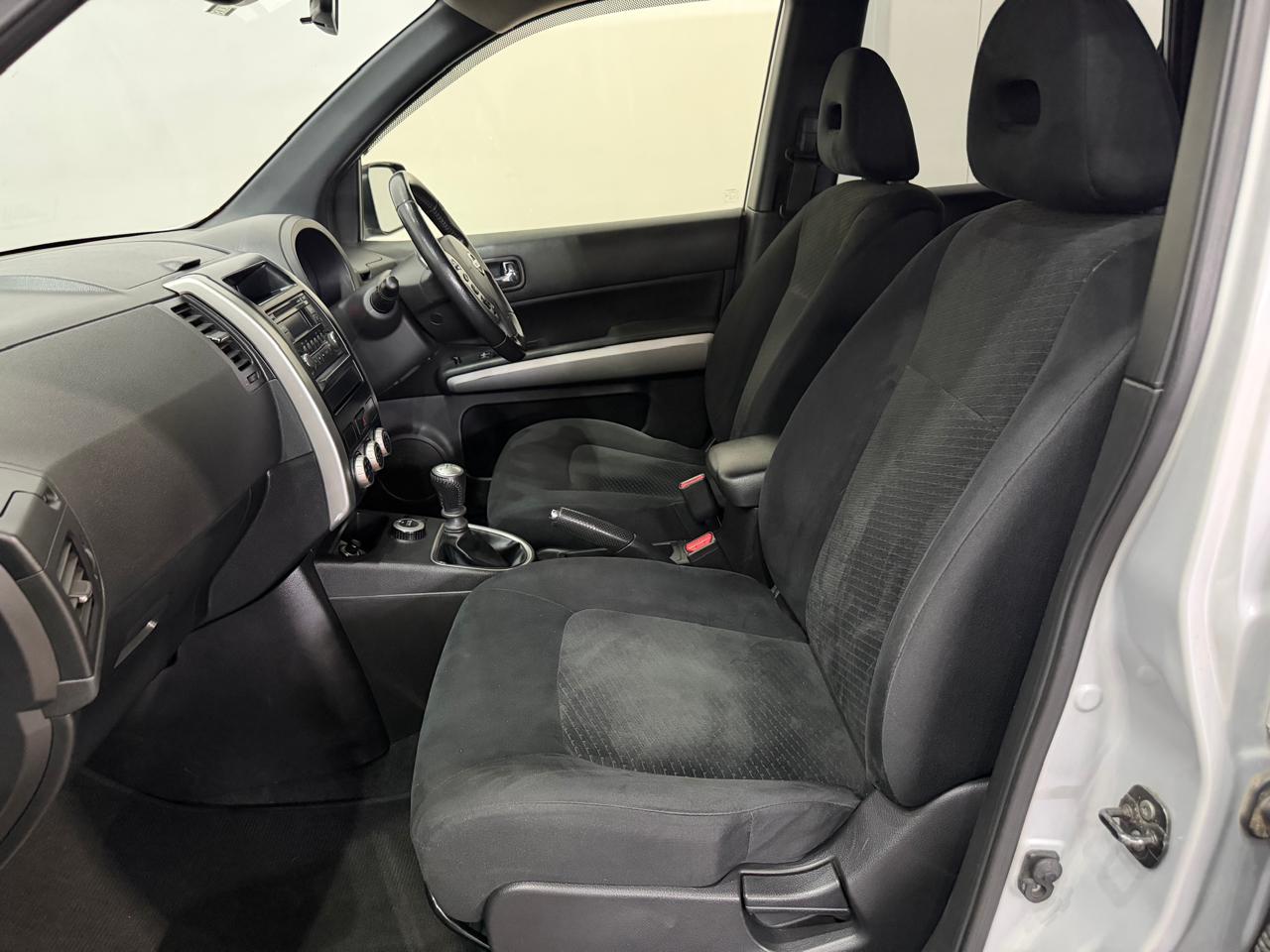 2014 NISSAN X-TRAIL 2.5 4×4 SE